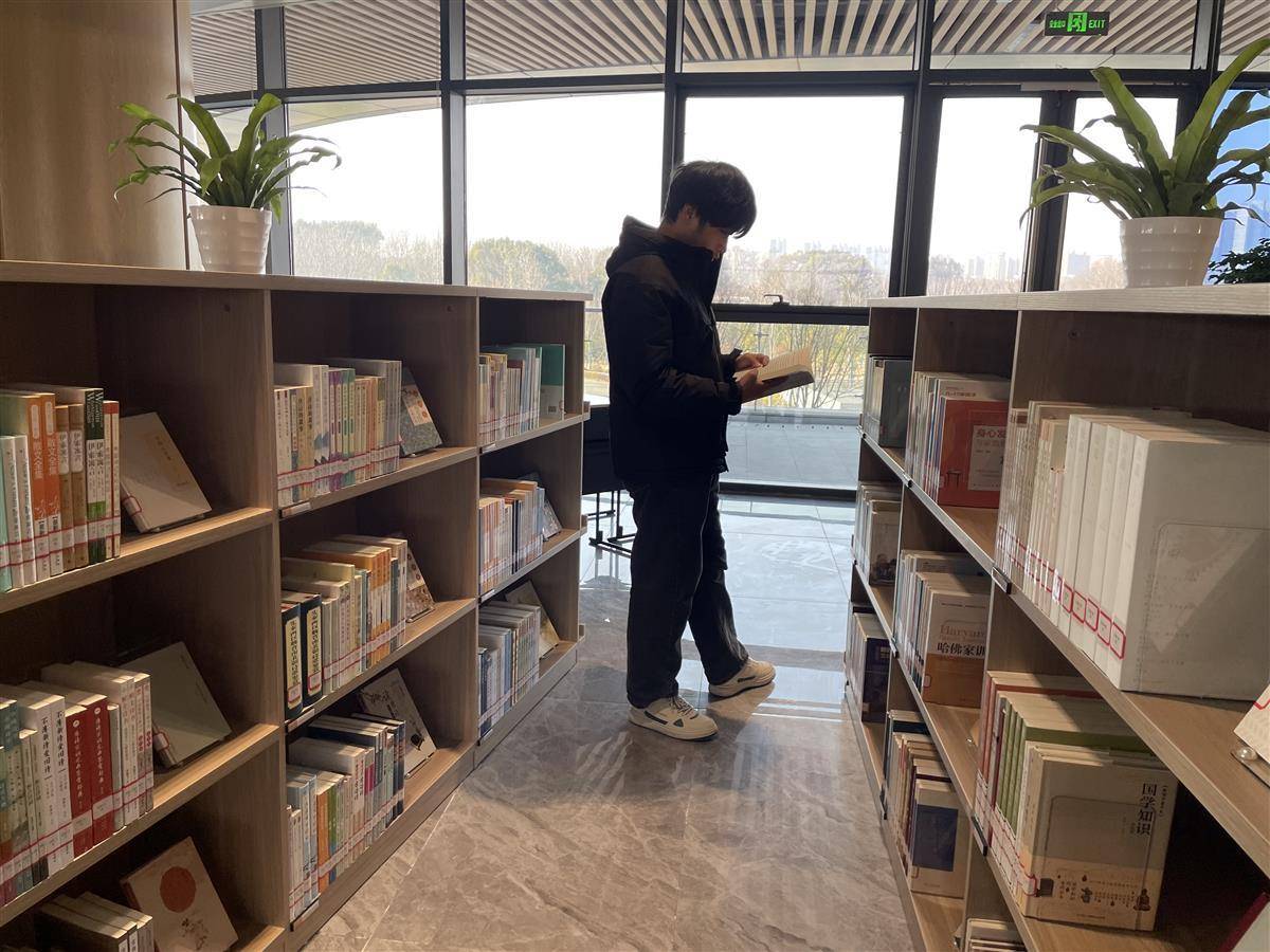 泛亚电竞葛店为武汉新城建设按下“加速键”(图4)