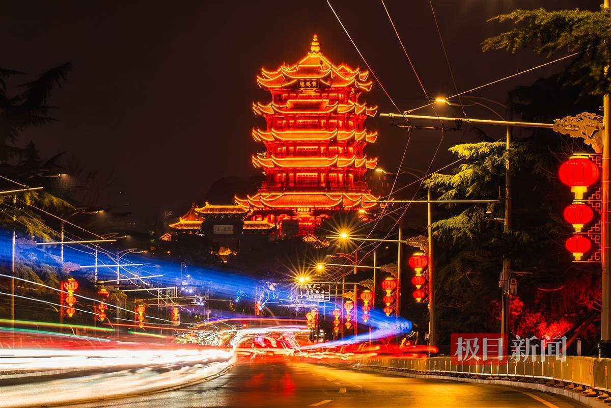 红红火火过新年，武汉2.24万组大红灯笼农历小年一同亮灯