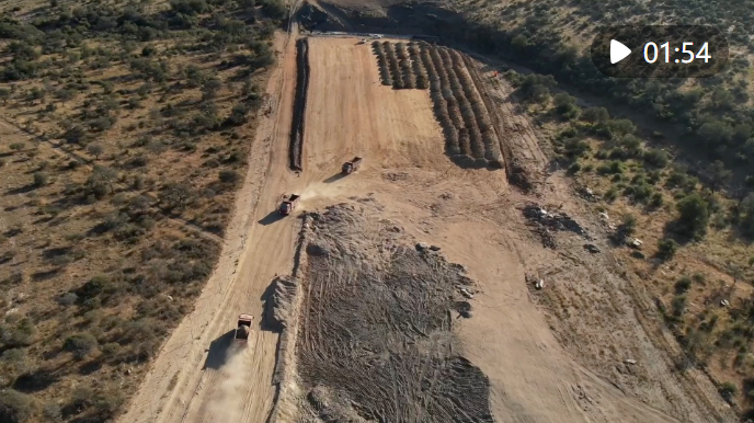 J1联赛第29轮：湘南海洋客场2-1逆转鸟栖砂岩，保级格局生变