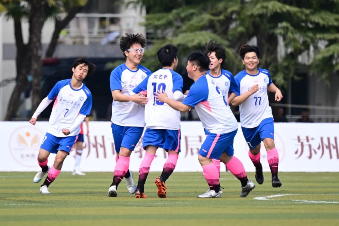 怎么当职业足球教练 7716e1d35360c2ee4cfd1d54ba0926bd.jpeg