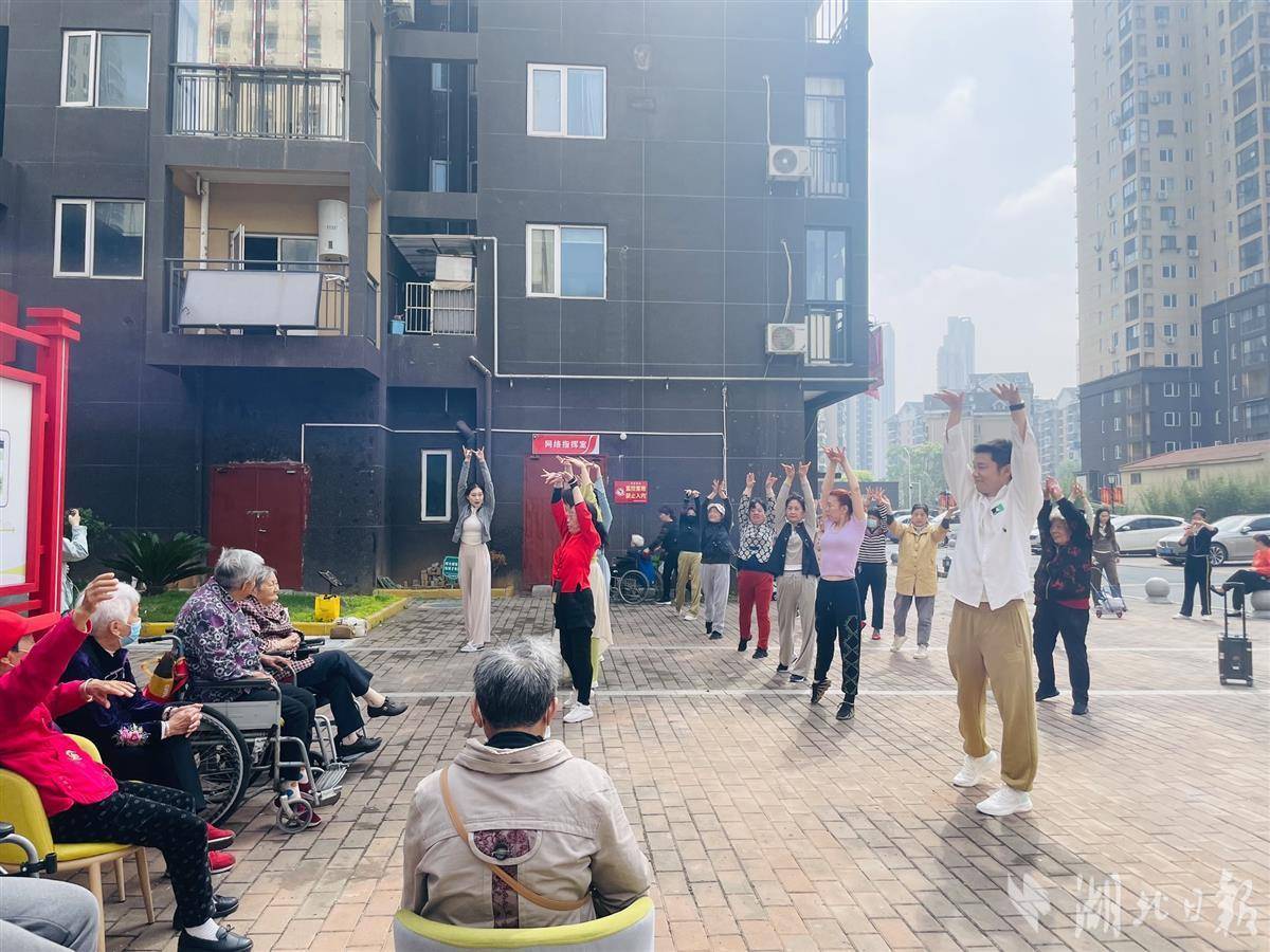 政协委员链资源每周四成“文化惠民日”(图1)