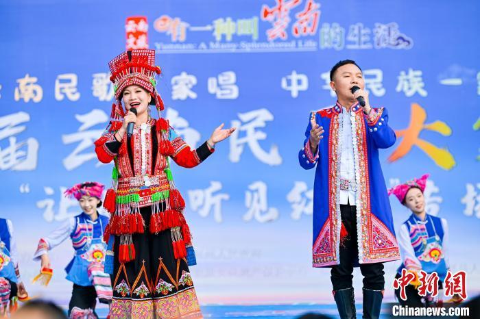 内蒙人酒桌上唱山曲,内蒙人酒桌上唱山曲歌词