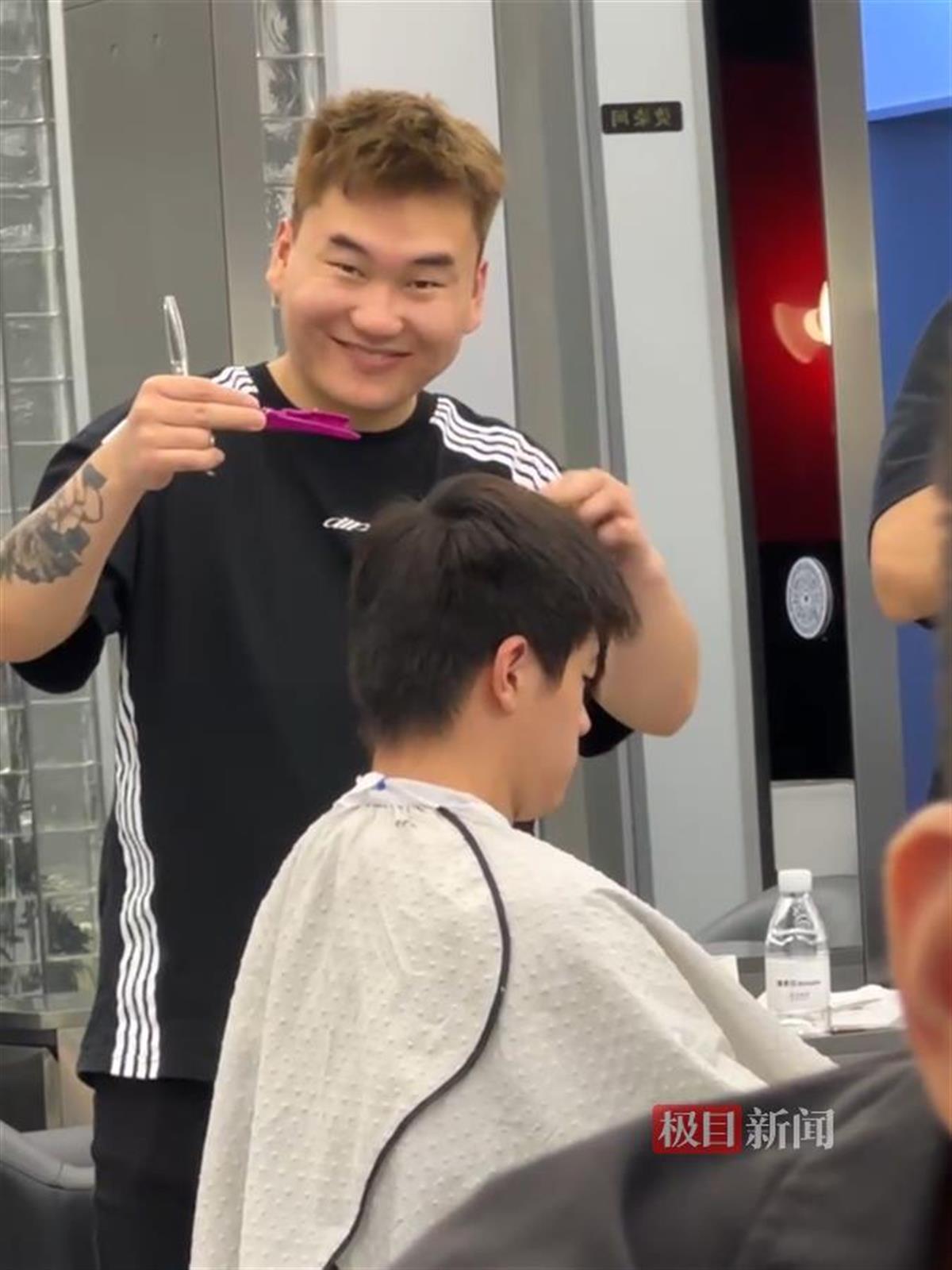 什么是精神小伙儿形象 511a6e3fc9d64879de5ca350fc0e5392.jpeg