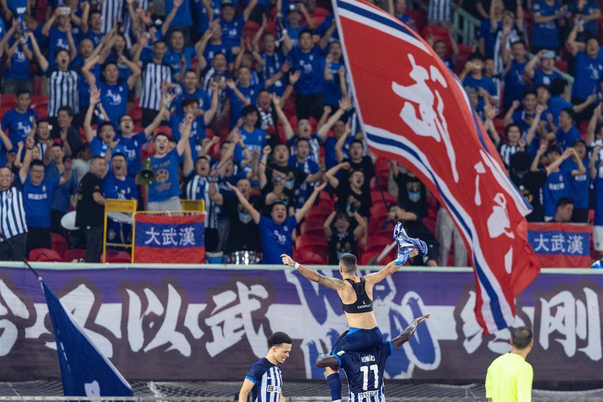 武汉三镇队最新官方消息 b42d30b67c4de355f4850bbe3677aeac.jpeg