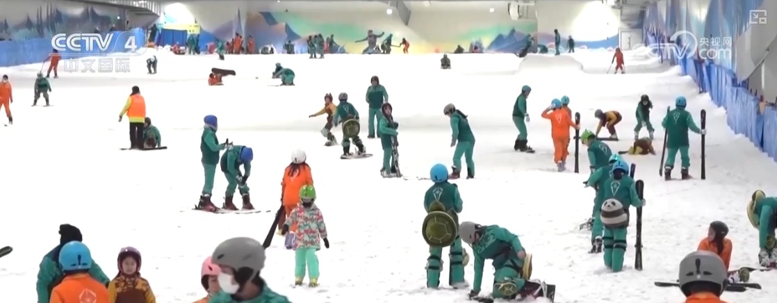 万亿元市场“开板”！“冰雪+”“体育+”为经济发展添“热力”(图6)