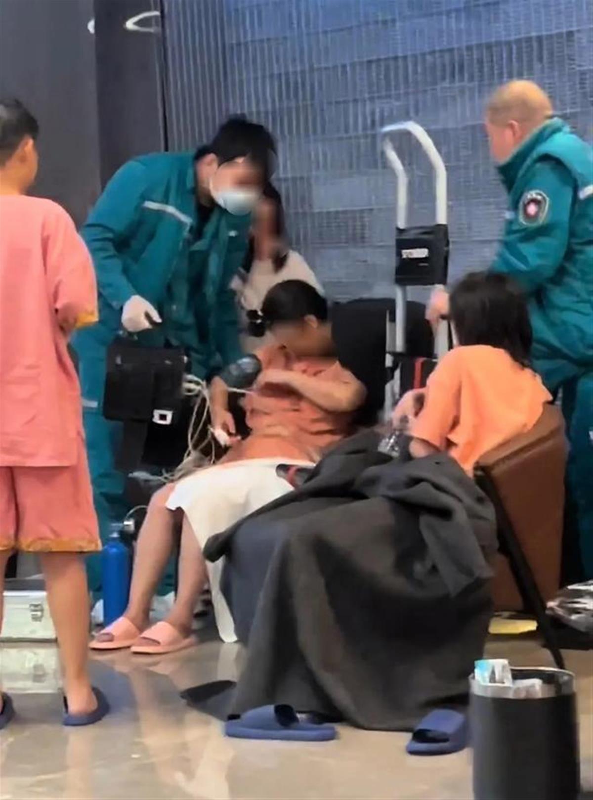 彩神vll极目锐评丨洗浴中心多人被紧急送医商家岂能只顾揽客不顾安全？(图1)