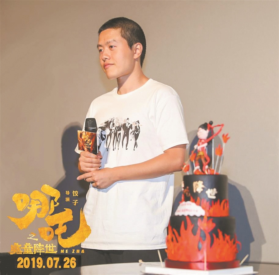 凭两部电影作品“封神” 饺子导演成中国票房冠军