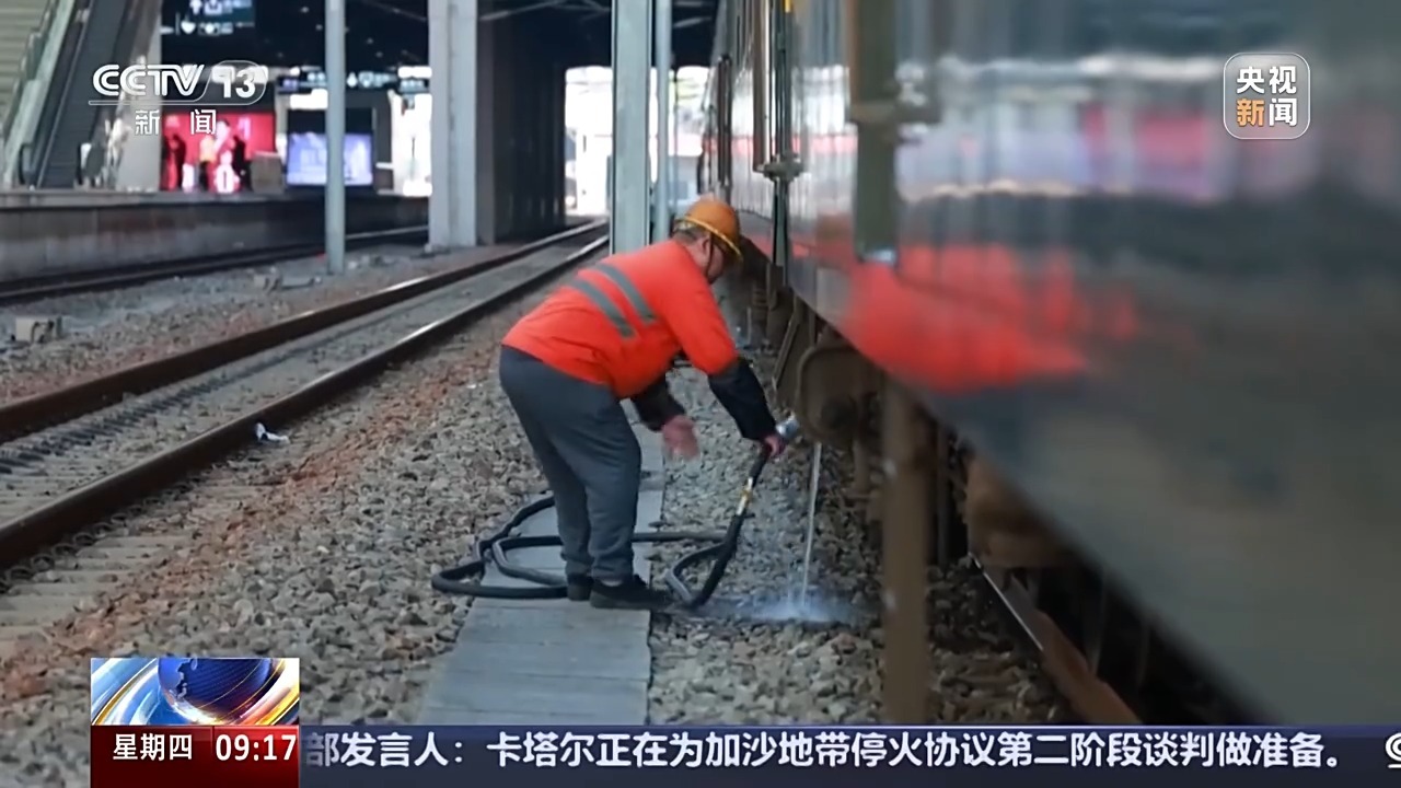 列车上的水是从哪来的？为什么高德娱乐官网一直有热水供应？揭秘火车供水全程(图3)