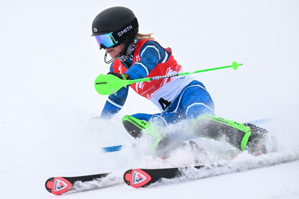 GA黄金甲亚冬会 高山滑雪女子回转比赛赛况(图5)