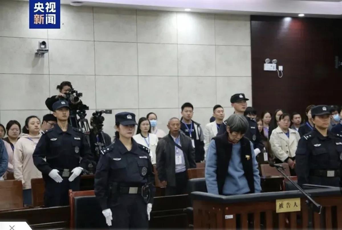 “余华英拐卖儿童案”被列为最高法典型案例人民陪审员：被告违背