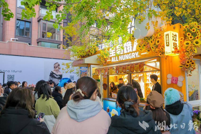 创热度 藕夹化妆镜销量翻番成“销冠”麻将