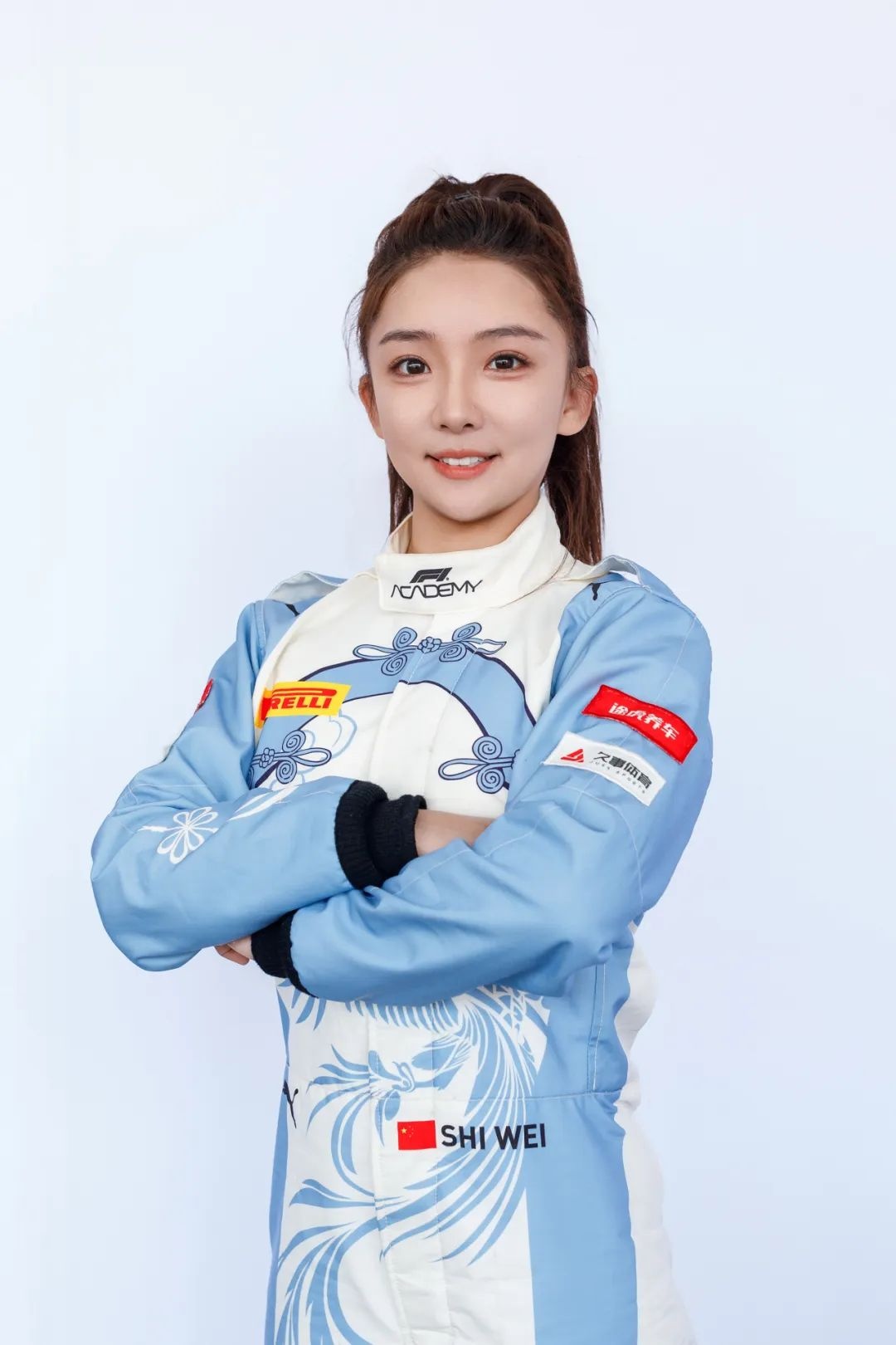 中国首位F1学院外卡女车手，演出“飞奔人生”