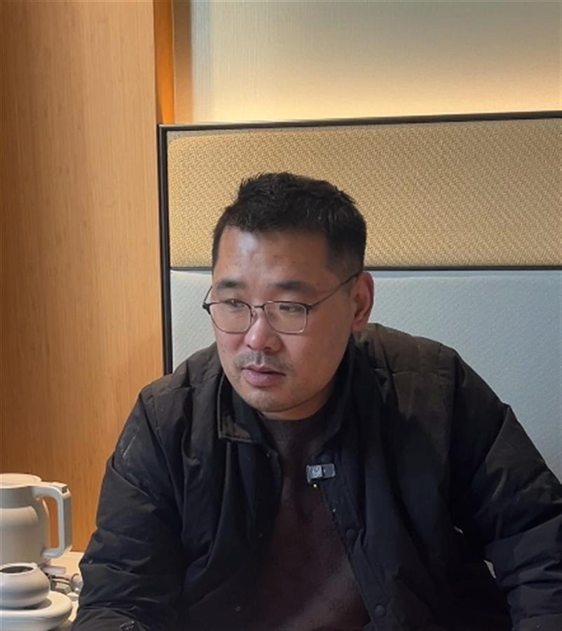 威海5岁男童被殴致逝世案本日休庭，父亲：一晚