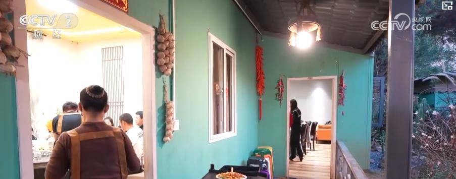 春菜鲜美丰富百姓“菜篮子” “一口鲜”餐饮热潮激发消费活力b33体育网址(图2)
