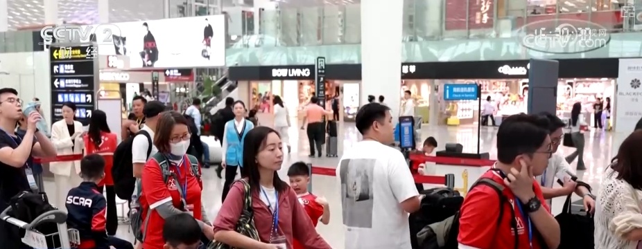 “经深飞”服务晋级打造出行新体验 “港人北上”旅行消费人气旺