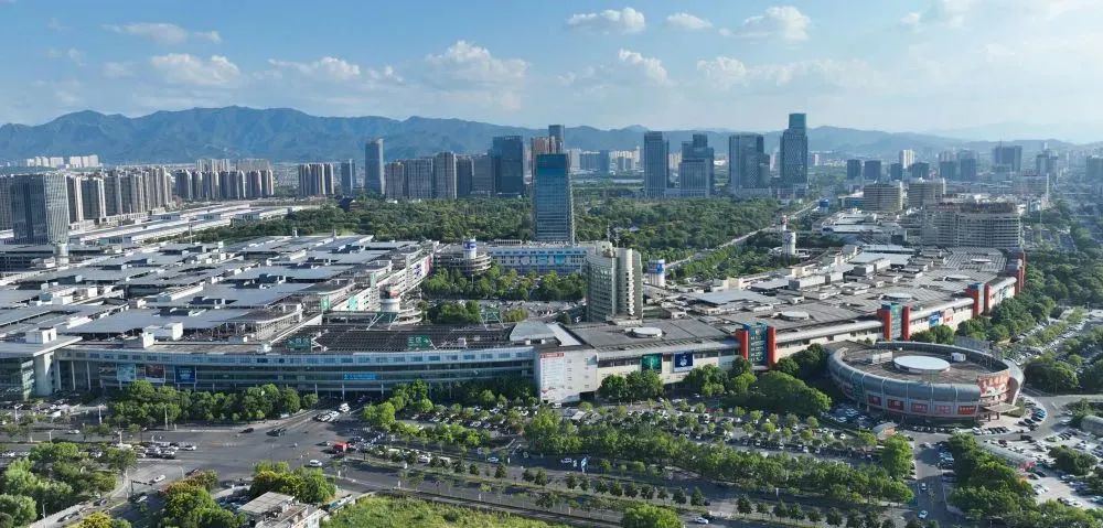 我在yiwu中听到了三个字