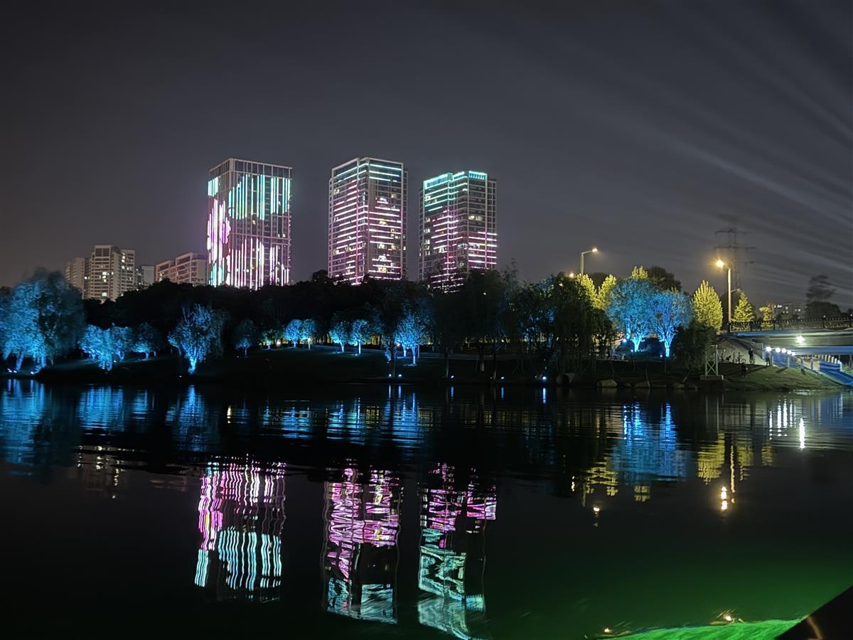 开云体育平台舟行槐荫邂逅孝爱之城的仙凡恋歌(图6)