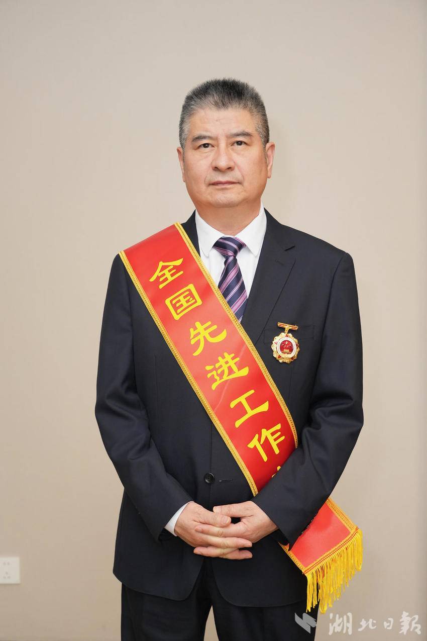 支付奖项!我们周围的模特工人丨陈Xuedong,该国