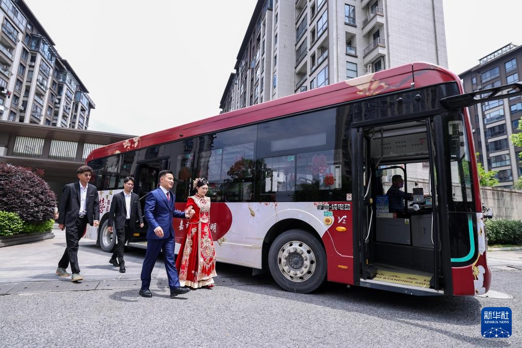 Zhejiang Zhuji:探索简单和文明的婚礼习俗的新风格
