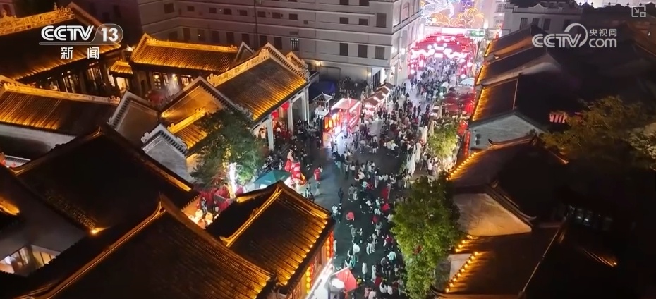 “ hui”玩“快乐”，享受新的消费消费“表现，