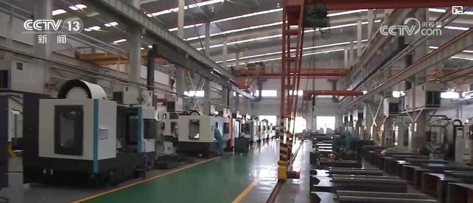 制造业和高科技行业正在推动增长，税收数据特