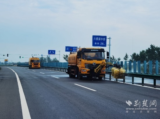 湖北公共安全：新设备赋予高速公路维护以提高