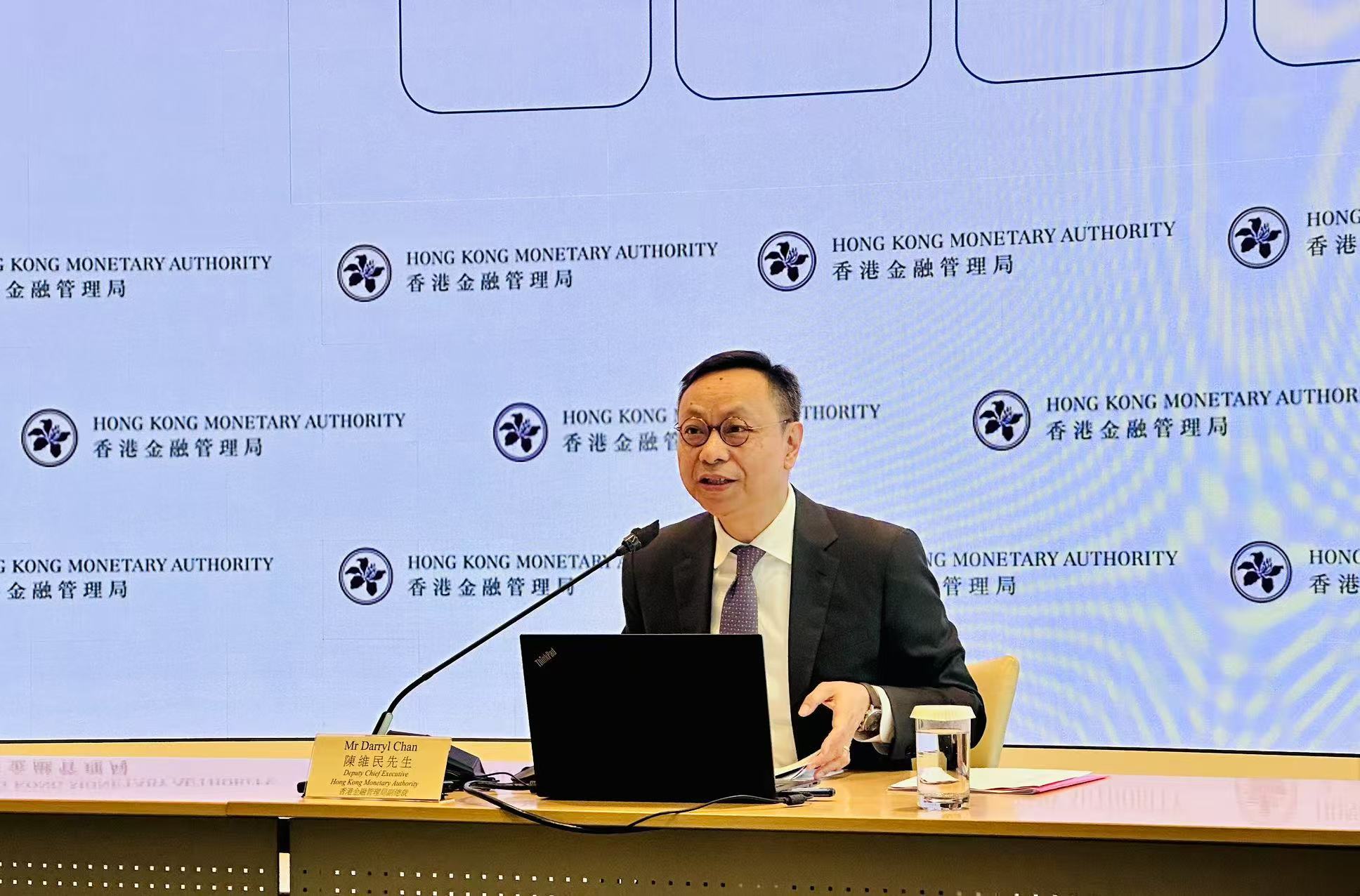 在贸易战下，香港金融市场运作良好，并继续进