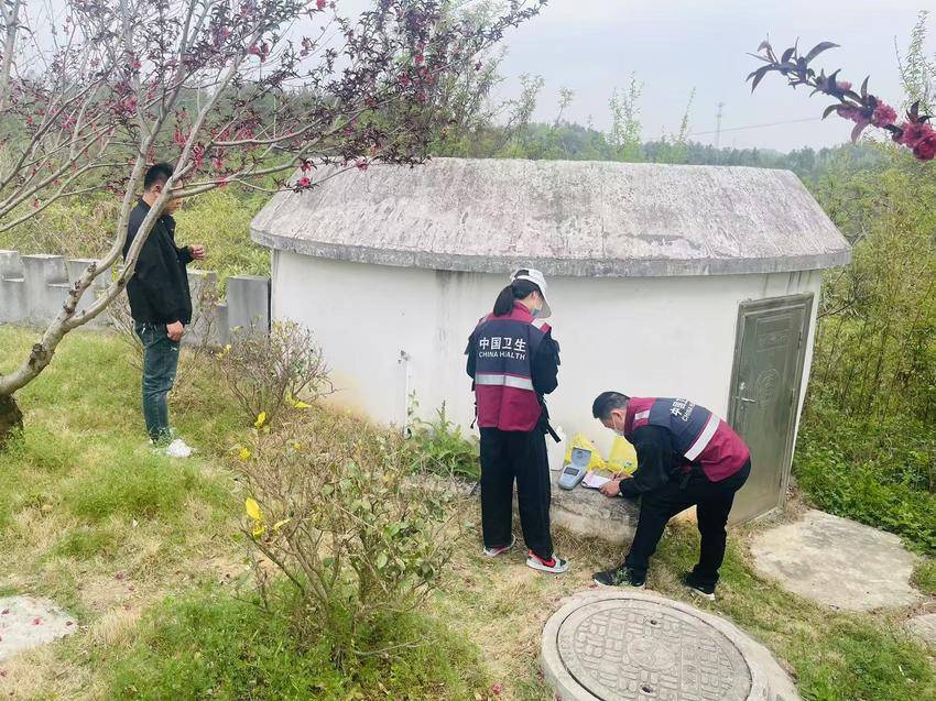 南漳县水镜供水公司：不负春光好时景 汩汩清流映初kaiyun开云官网心(图4)