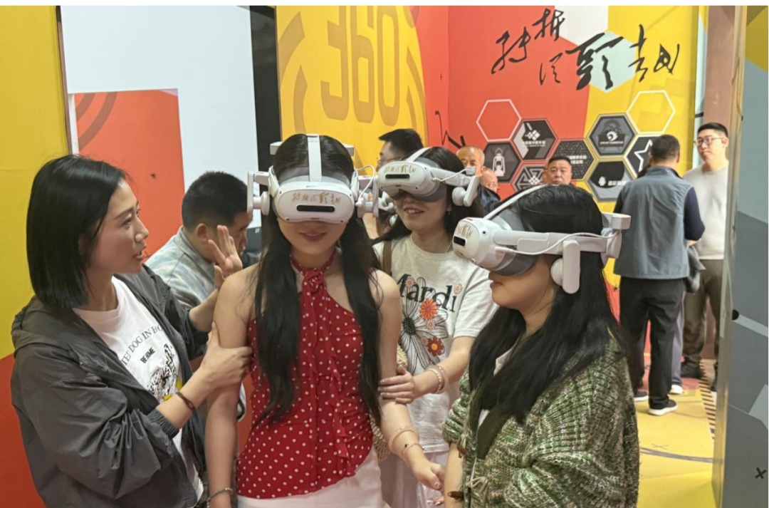 沉浸式LBE大空间互动体验！《转折·从头越》VR展五一开展 发纪念遵义会议召开90周年数字化系列项目先导、探索之声
