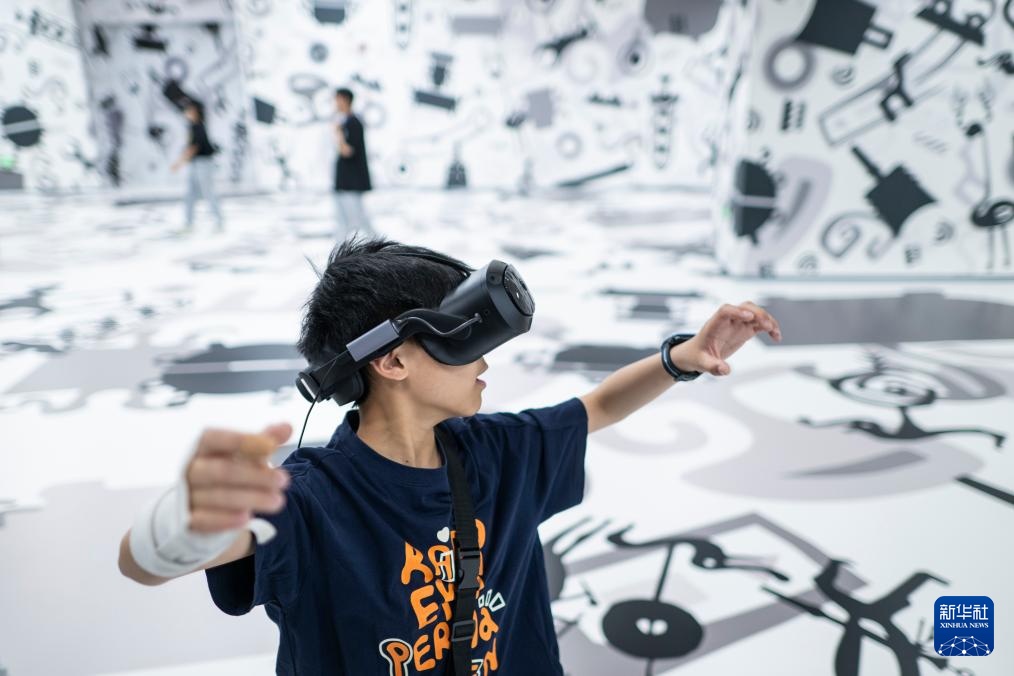 kaiyun开云官网文化中国行丨在VR世界体验“数字国宝”(图6)