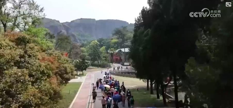 清明假期各地景区人气旺 多元特色文化活动添彩春日游(图9)