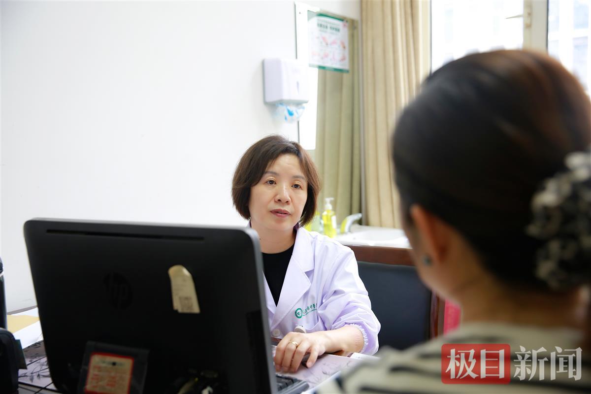 女子苦练“蜜桃臀”，竟诱发痔疮，专家紧迫提示！