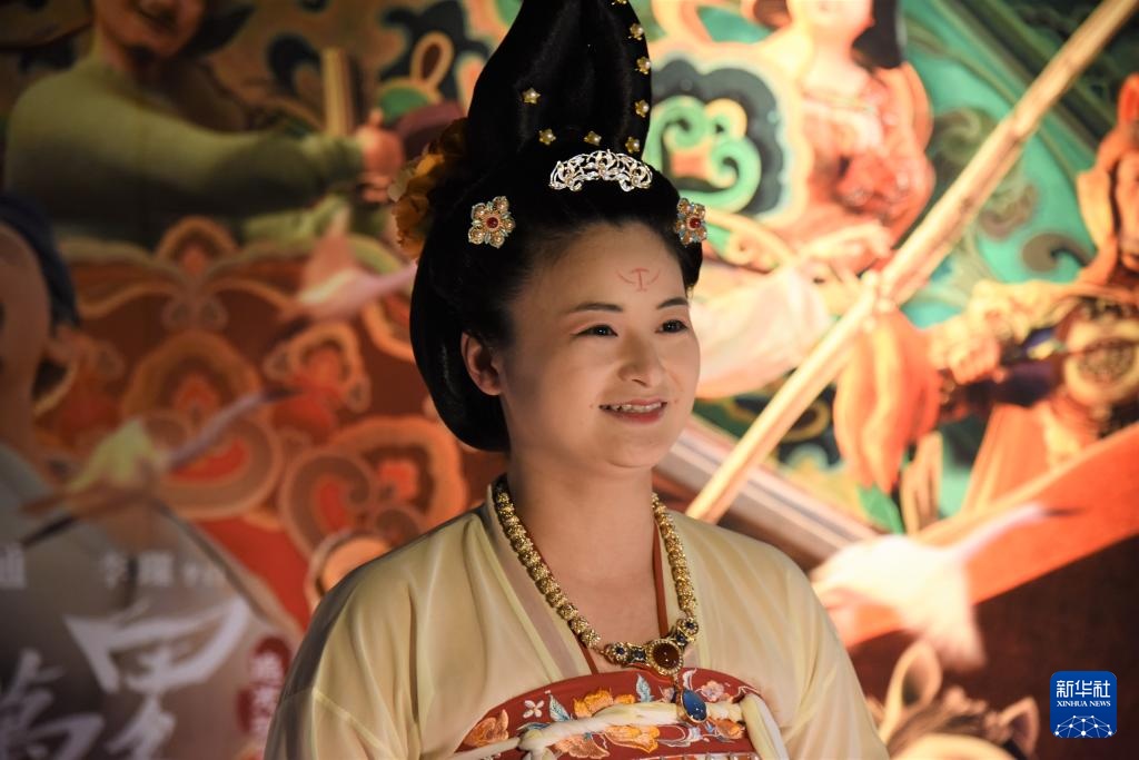 “长达三千英里”在台湾领导，展示了伟大的中