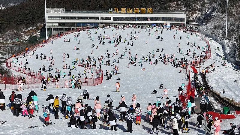 在这三年中,西宁的文化和旅游业变化正在旅途