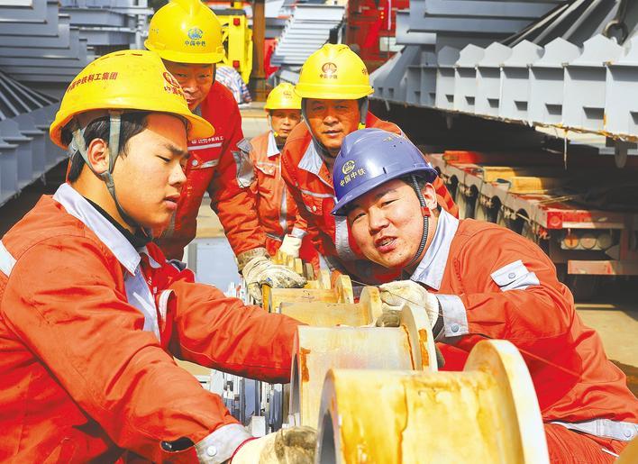 跟从万能工匠雕刻盾构机