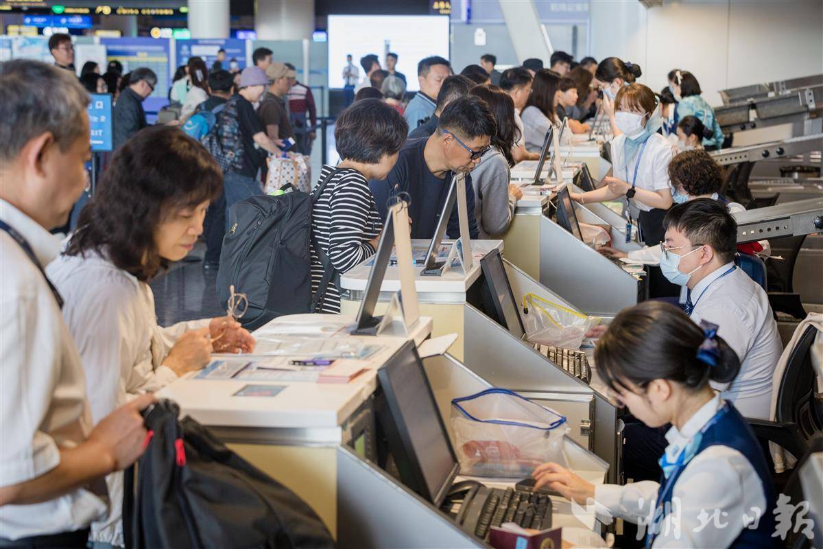 天海机场在五月的日期达到了新的高位，有60％的