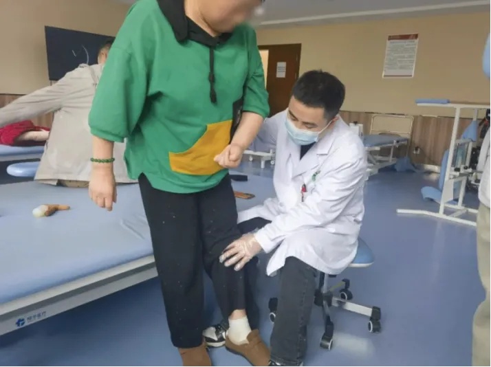 啊？您如何用“树”“赶到医生办公室？ ？