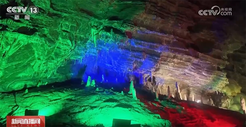 “洞穴之旅”创建了一个新的假期消费场景。让我们一起探索五月天的洞穴的幻
