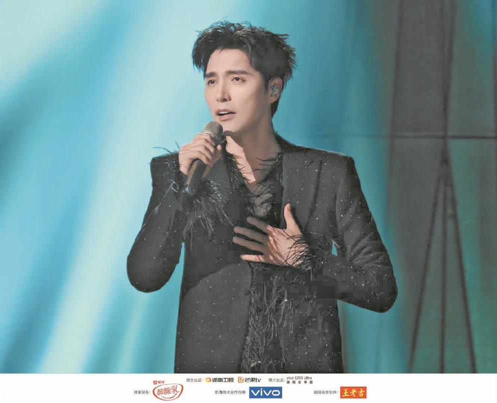 《歌手2025》《天赐的声音6》《亚洲新声》同期播出引发热议 音综“三国杀”：算法围猎实力？
