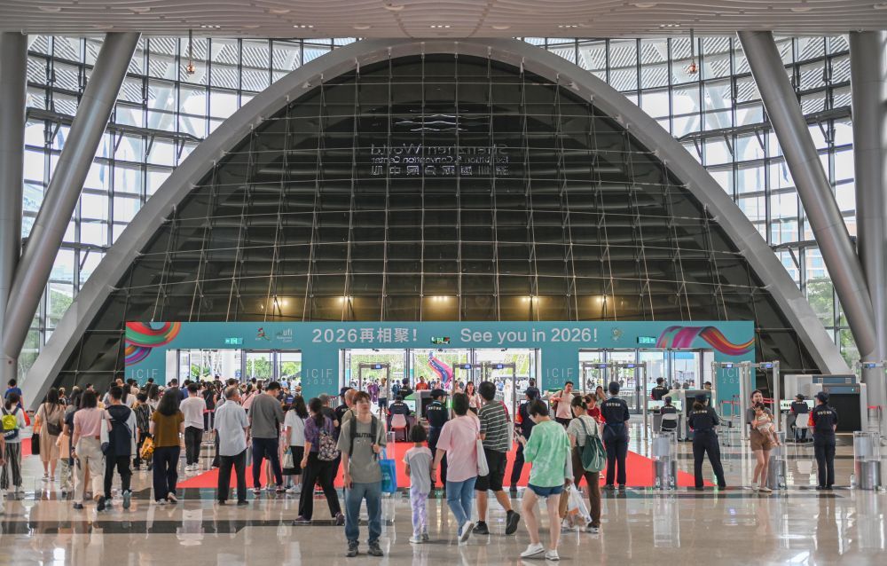 结束了-21文化的文化和文化，国际“朋友圈”继