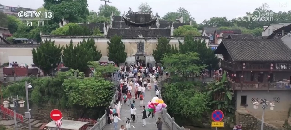 增加了120％！ “计数”读取“五月天”假期旅行