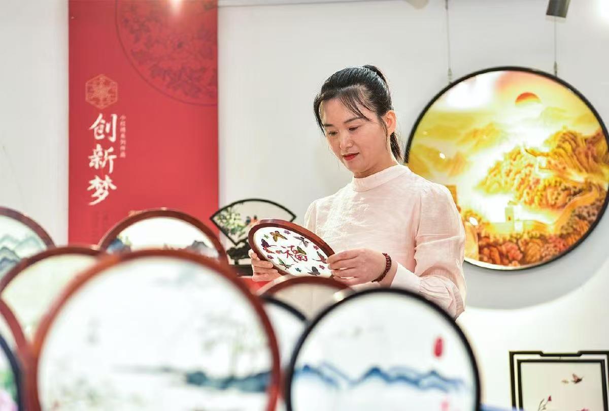 国家棕褐色的chuning模型模型：用针和线的非区别