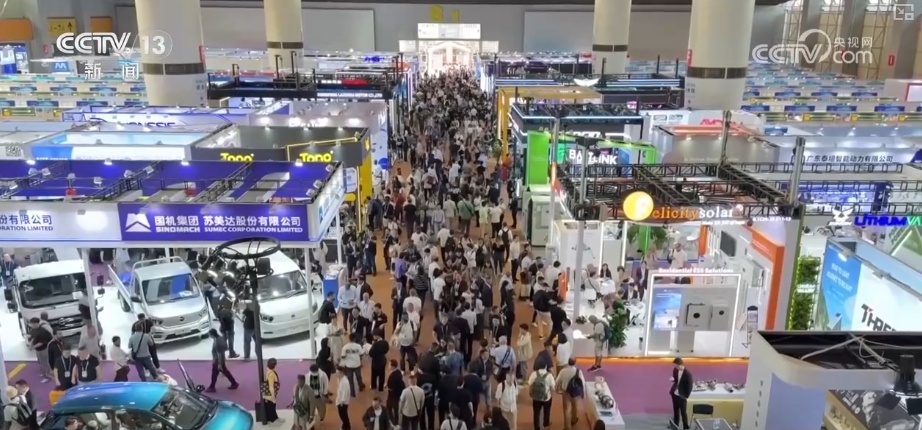 炽热数据显示“吸引力”！透过热烈“广交会生意”看中国外贸微弱生机