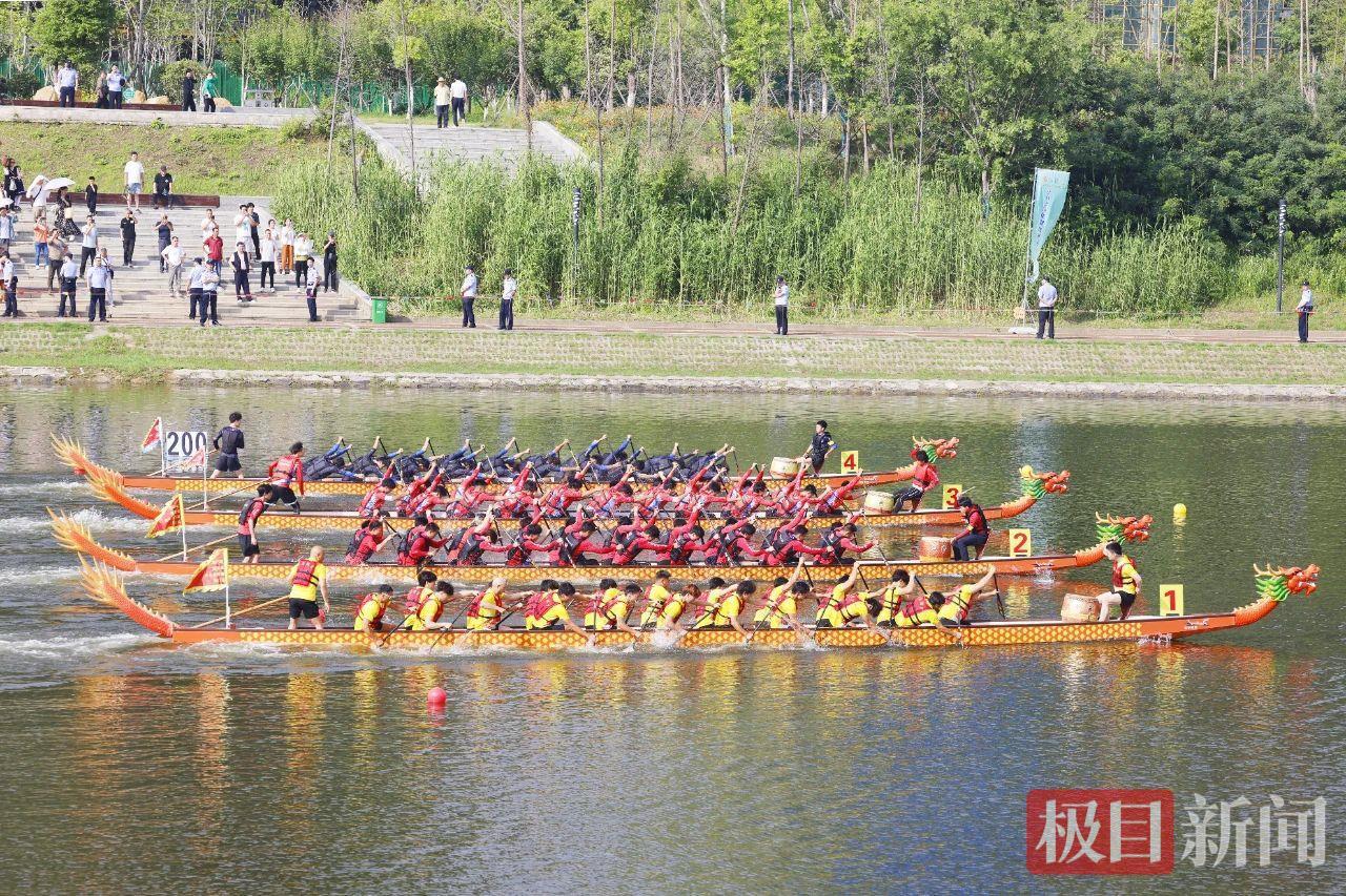 激情开赛！22支龙舟队齐聚天门河挥桨逐浪(图2)