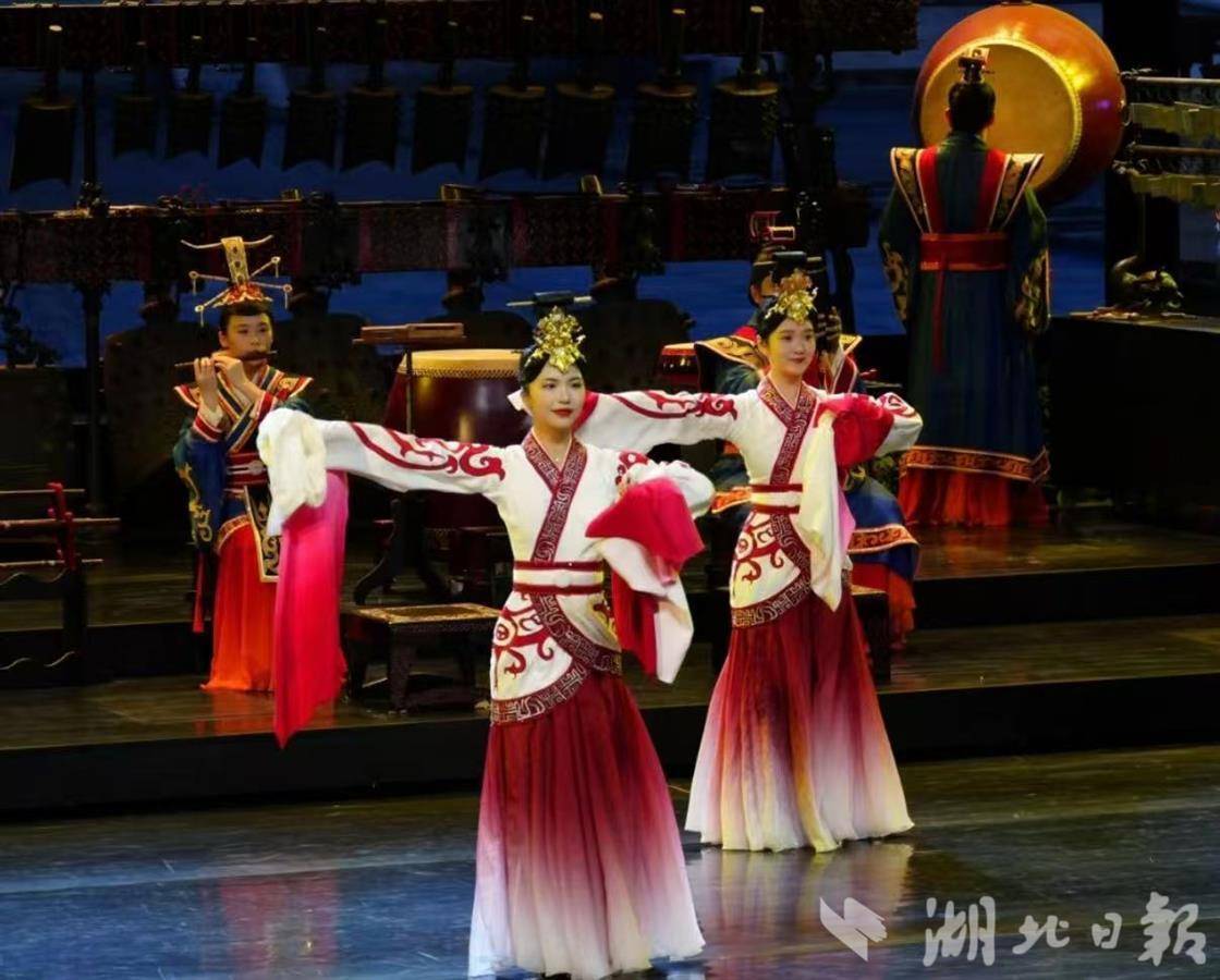 文化中国行丨编钟乐团00后演员：发现“世界记忆”的别样魅力(图3)