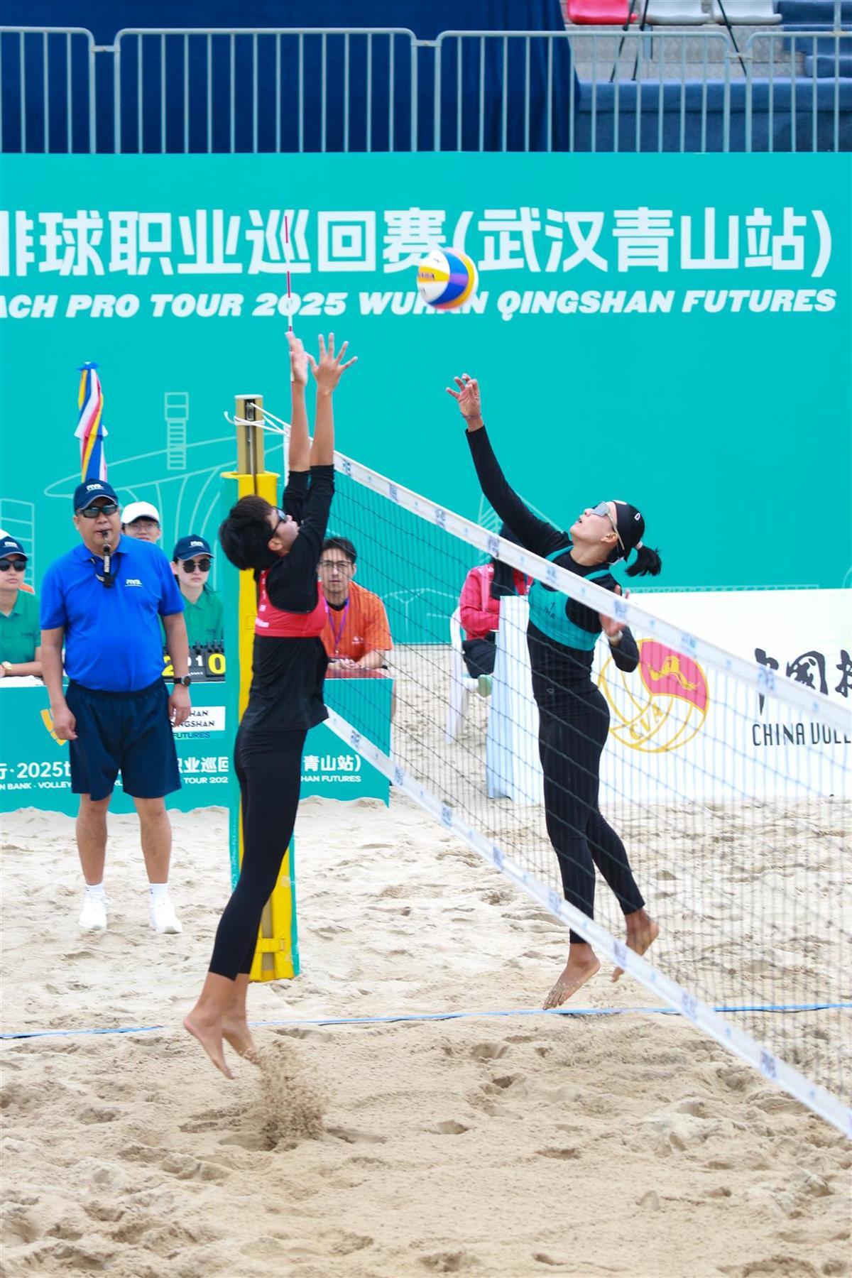 2025年世界海滩排球专业巡回赛开始于武汉（Wuhan）的Qingshan和Sand Loleball Elite争夺