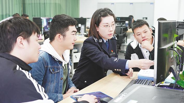 解码湖北“青警斥候”生长之路 2400余名90后民警成为侦办冲击主干