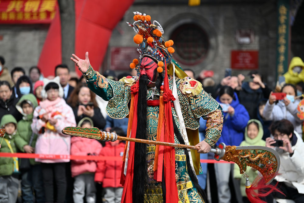 新时代我国调研行之文明中华｜一悲一喜一抖袖，一唱一念一声吼——山西老戏唱出“新声”