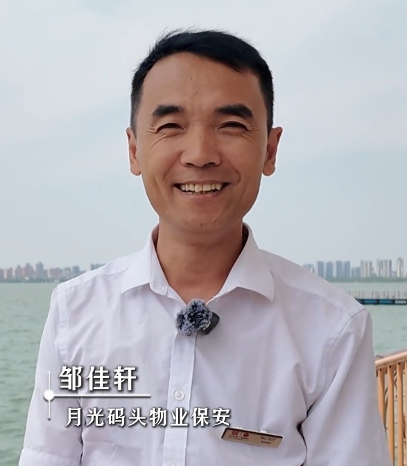 “义无反顾！” 140斤老兵跳湖托起240斤落水游客