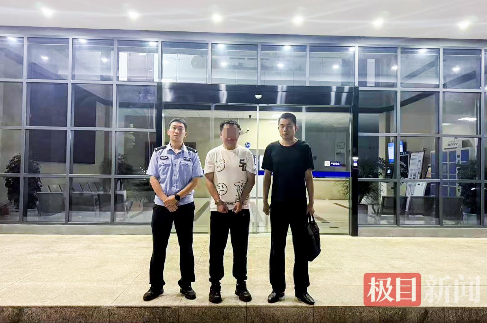 51万买了个“假学位证”！男人欺诈大学同学被刑拘